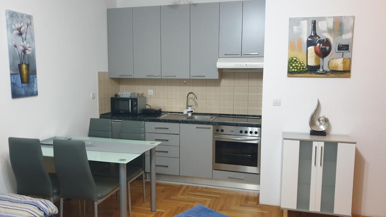 Apartman Mm012 Pozarevac Exterior photo